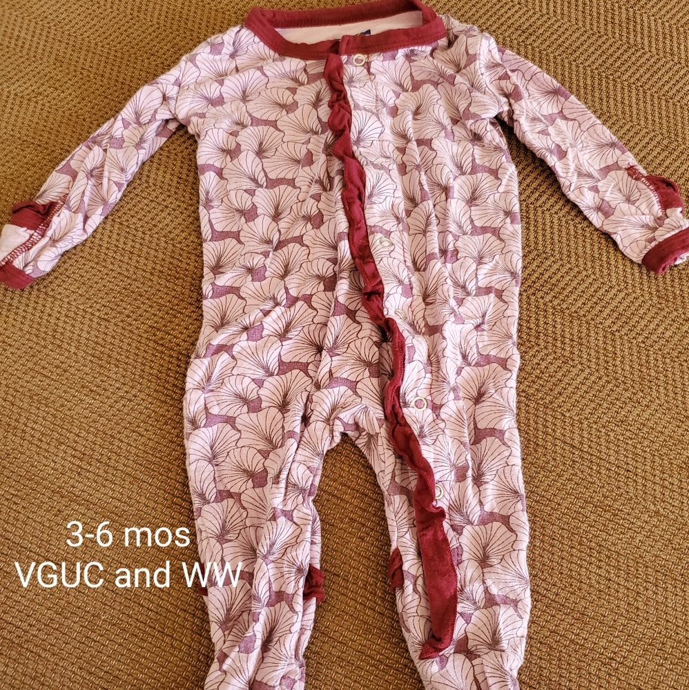 Kickee Pants 3-6 month footie with ruffles
